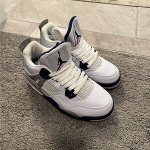 Jordan 4 Retro Women’s White and Blue Sneakers (NWT)